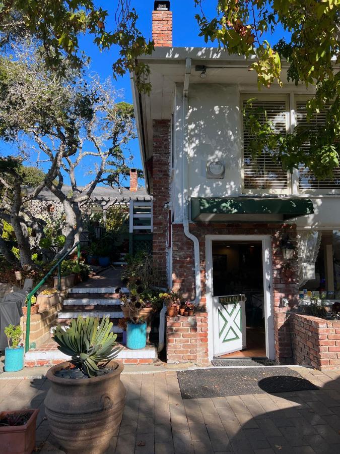 Bed & Breakfast Garden Carmel-by-the-Sea