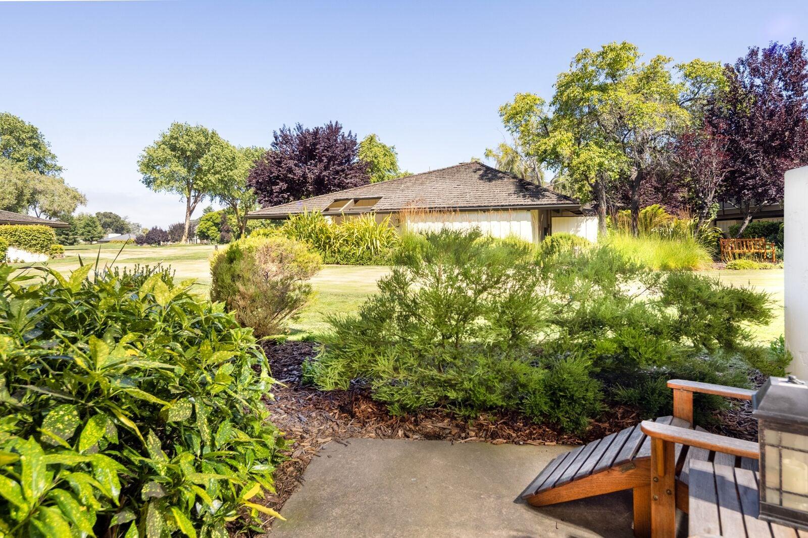 Resort The Quail 4*