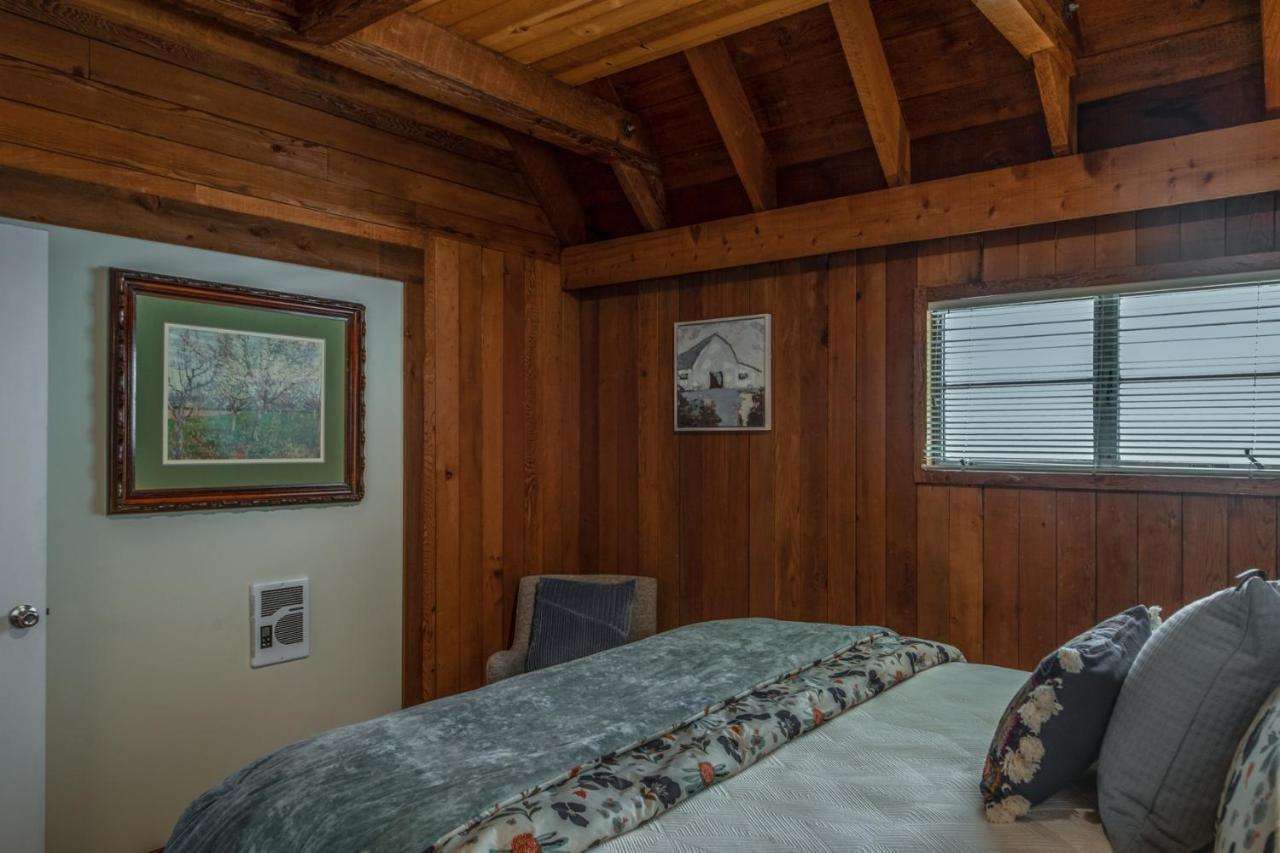3796 The Madden Apts * Carmel-by-the-Sea