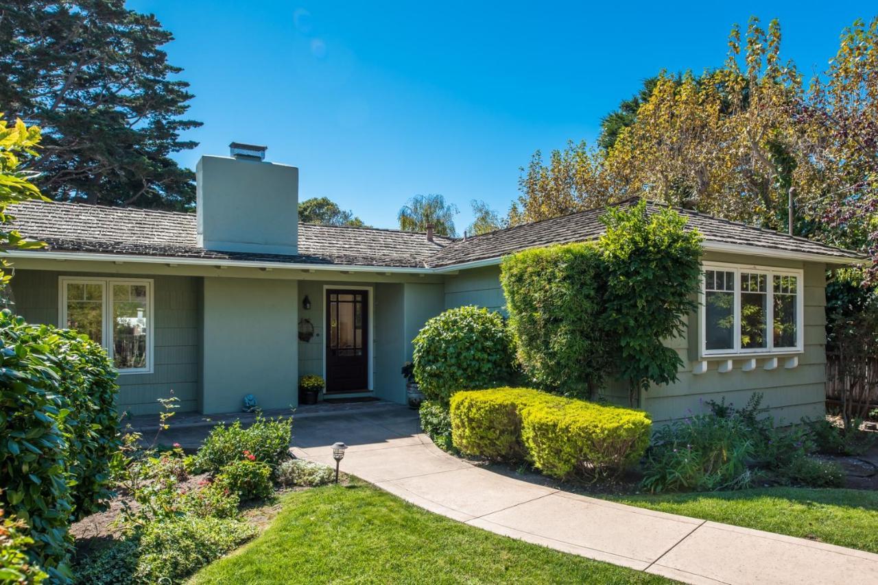 Holiday home 3757 Garden House Sanctuary Carmel-by-the-Sea
