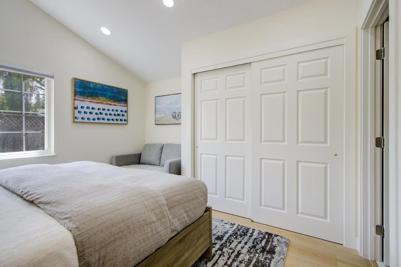 3892 Pearl * Carmel-by-the-Sea