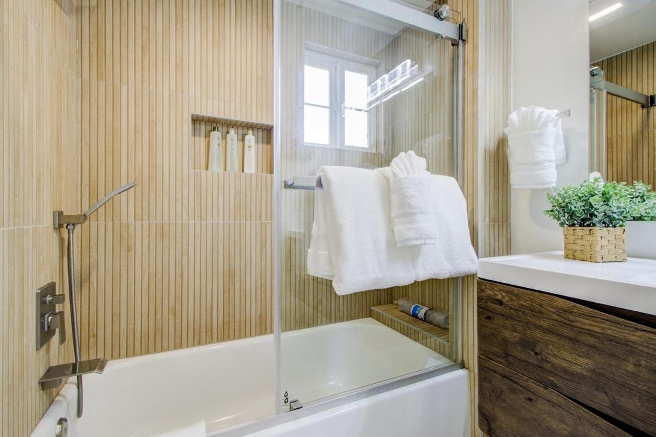 3892 Pearl * Carmel-by-the-Sea