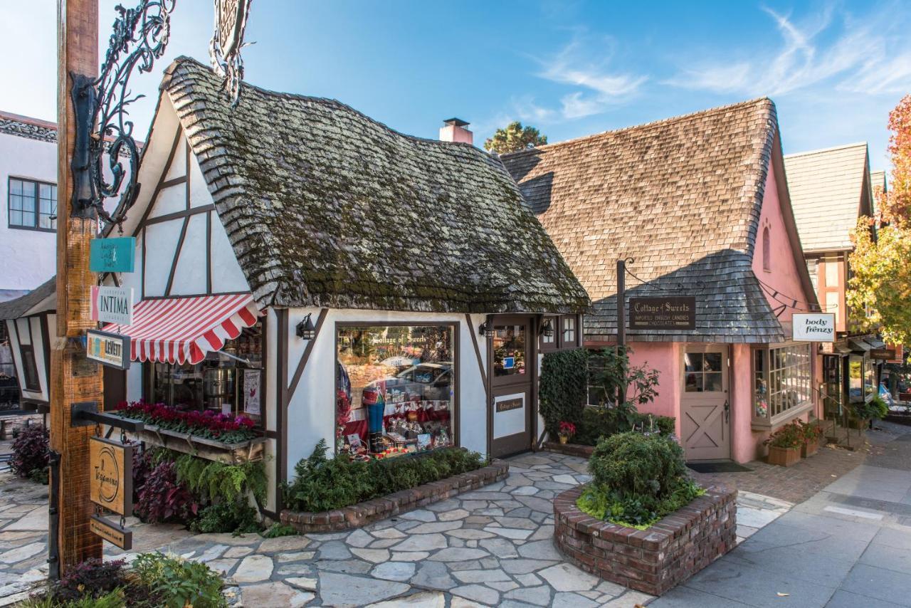 3897 Driftwood * Carmel-by-the-Sea
