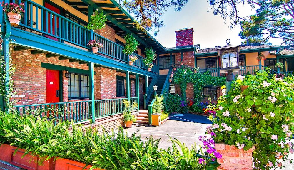 Wayside Inn 3*