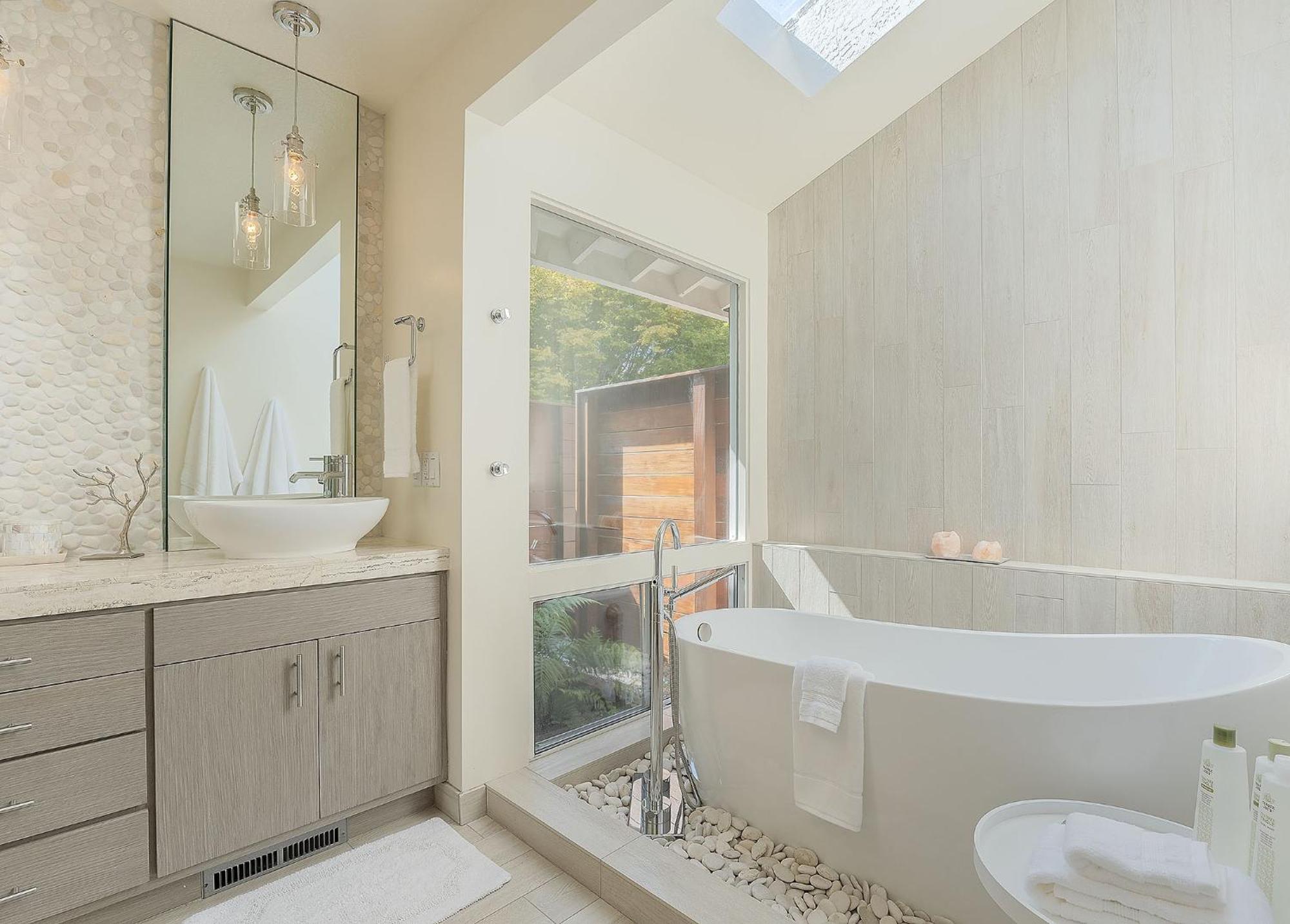 3897 Driftwood * Carmel-by-the-Sea