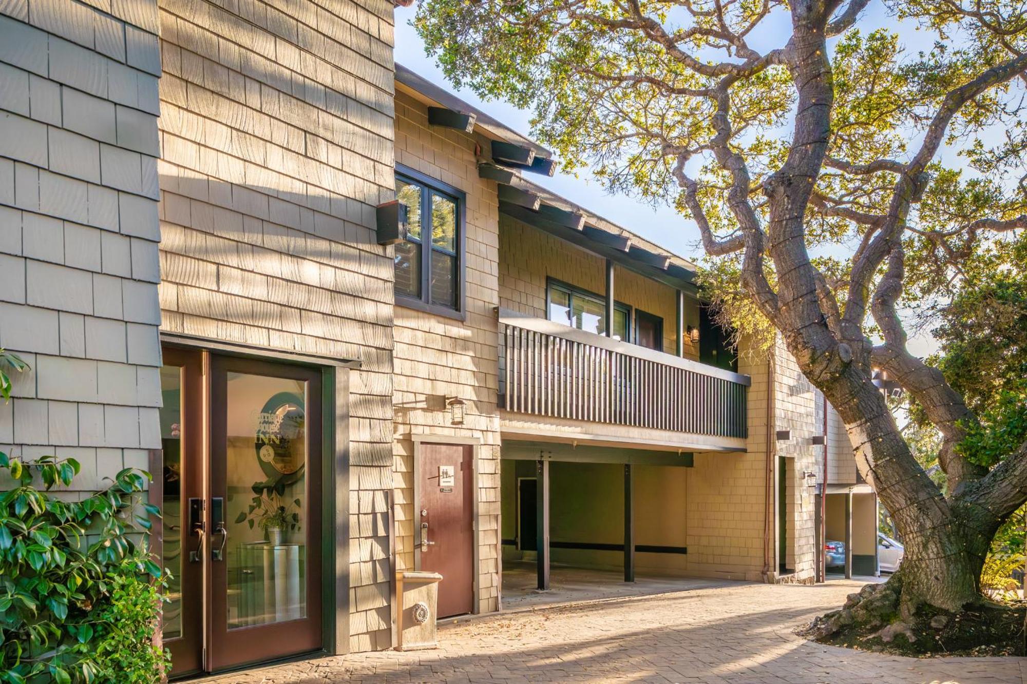Inn Carriage House
