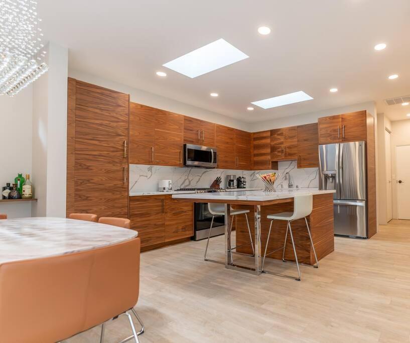 Hideaway - Modern Luxury Carmel-by-the-Sea