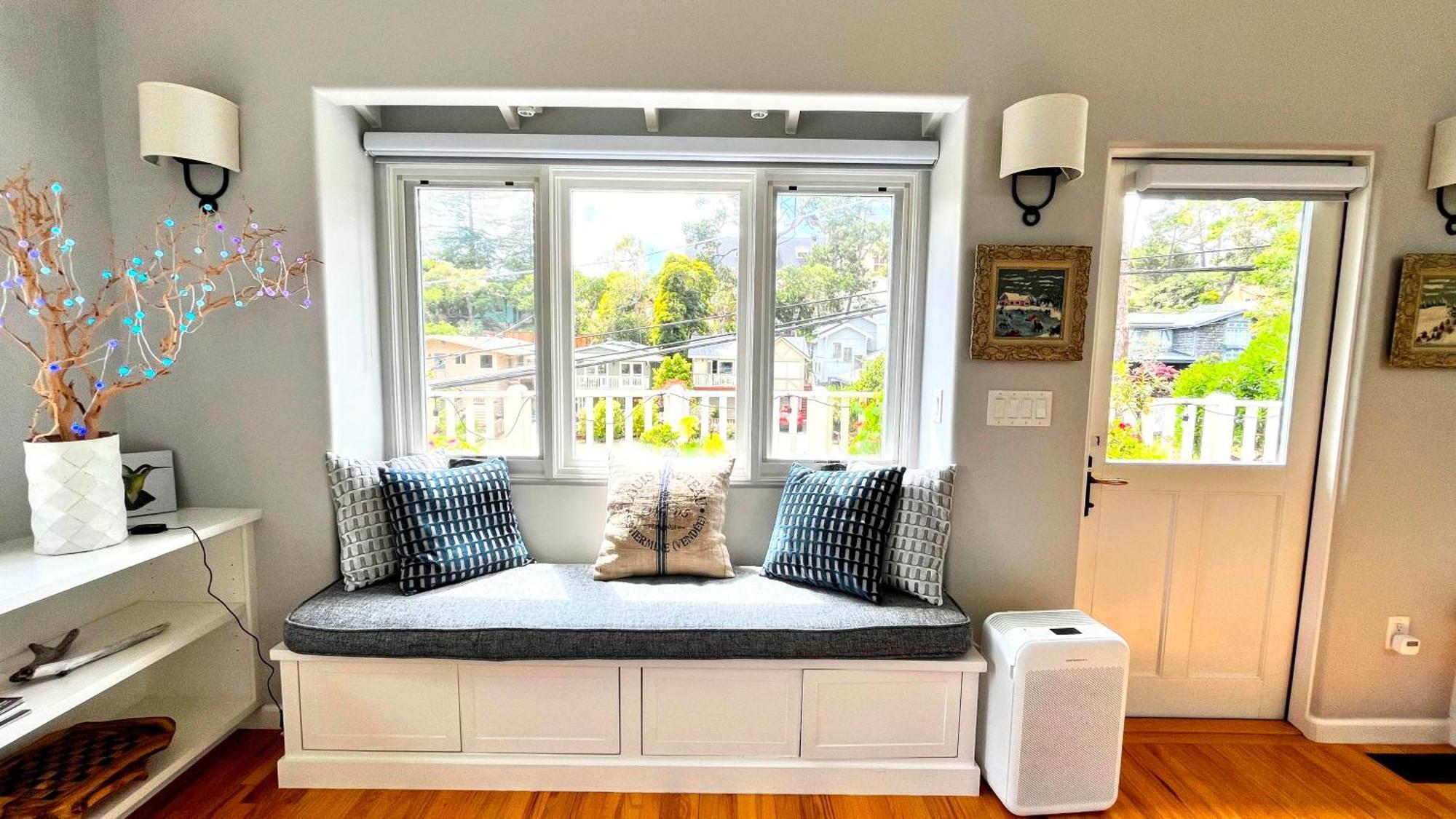 Holiday home Gorgeous 3-bdrm Home, Walk To Town And *