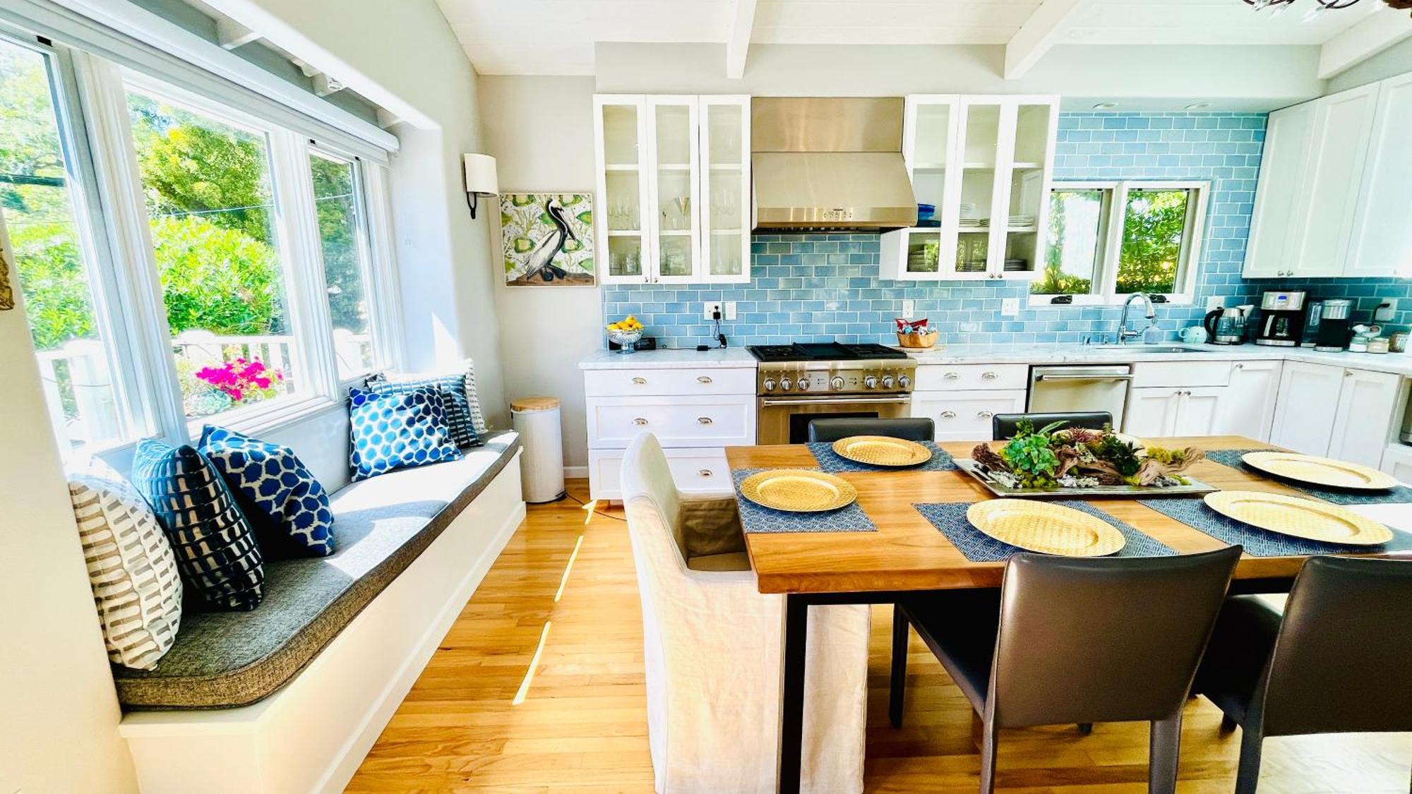 Gorgeous 3-bdrm Home, Walk To Town And Carmel-by-the-Sea