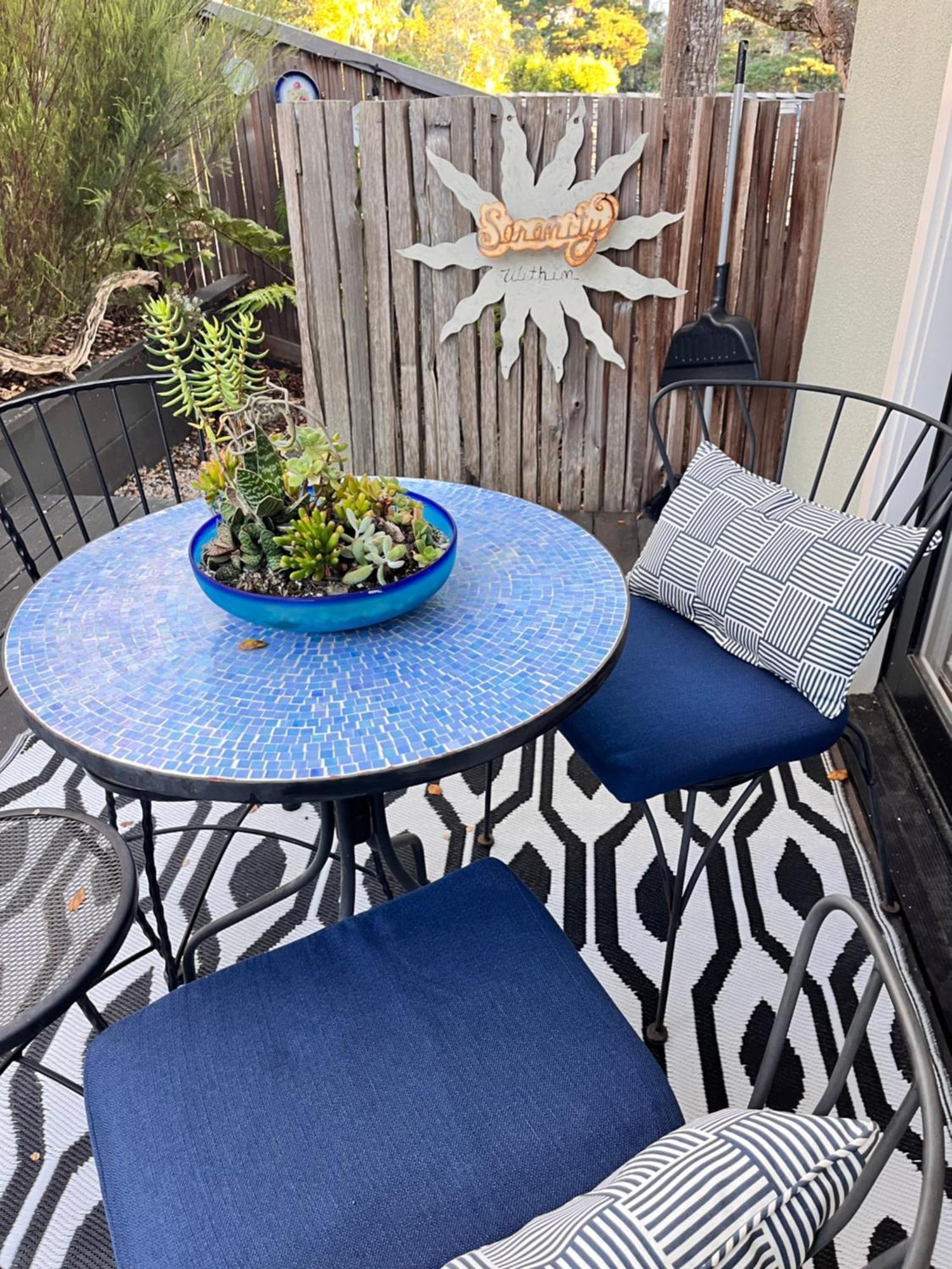 Gorgeous 3-bdrm Home, Walk To Town And *