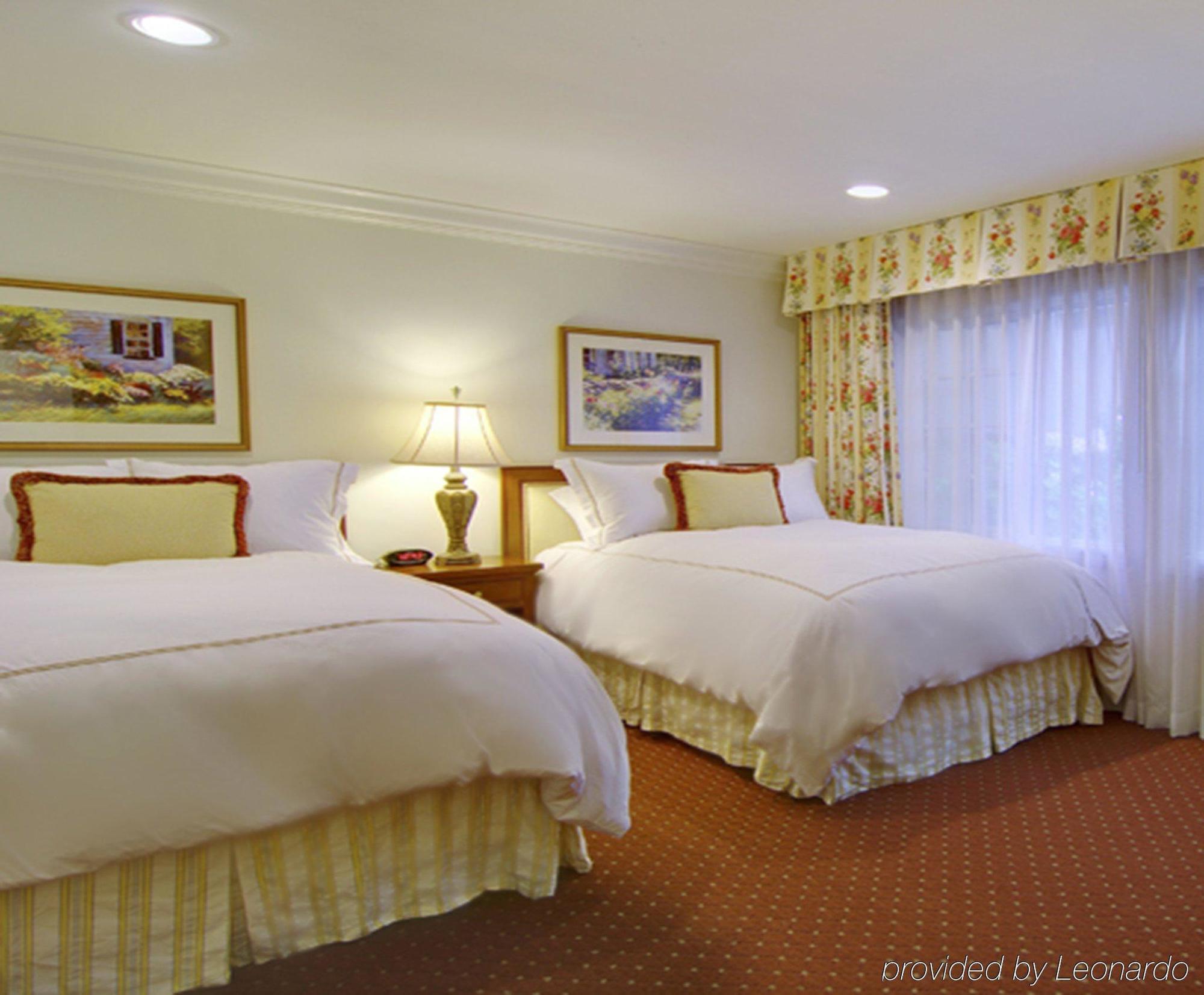 Wayside Inn