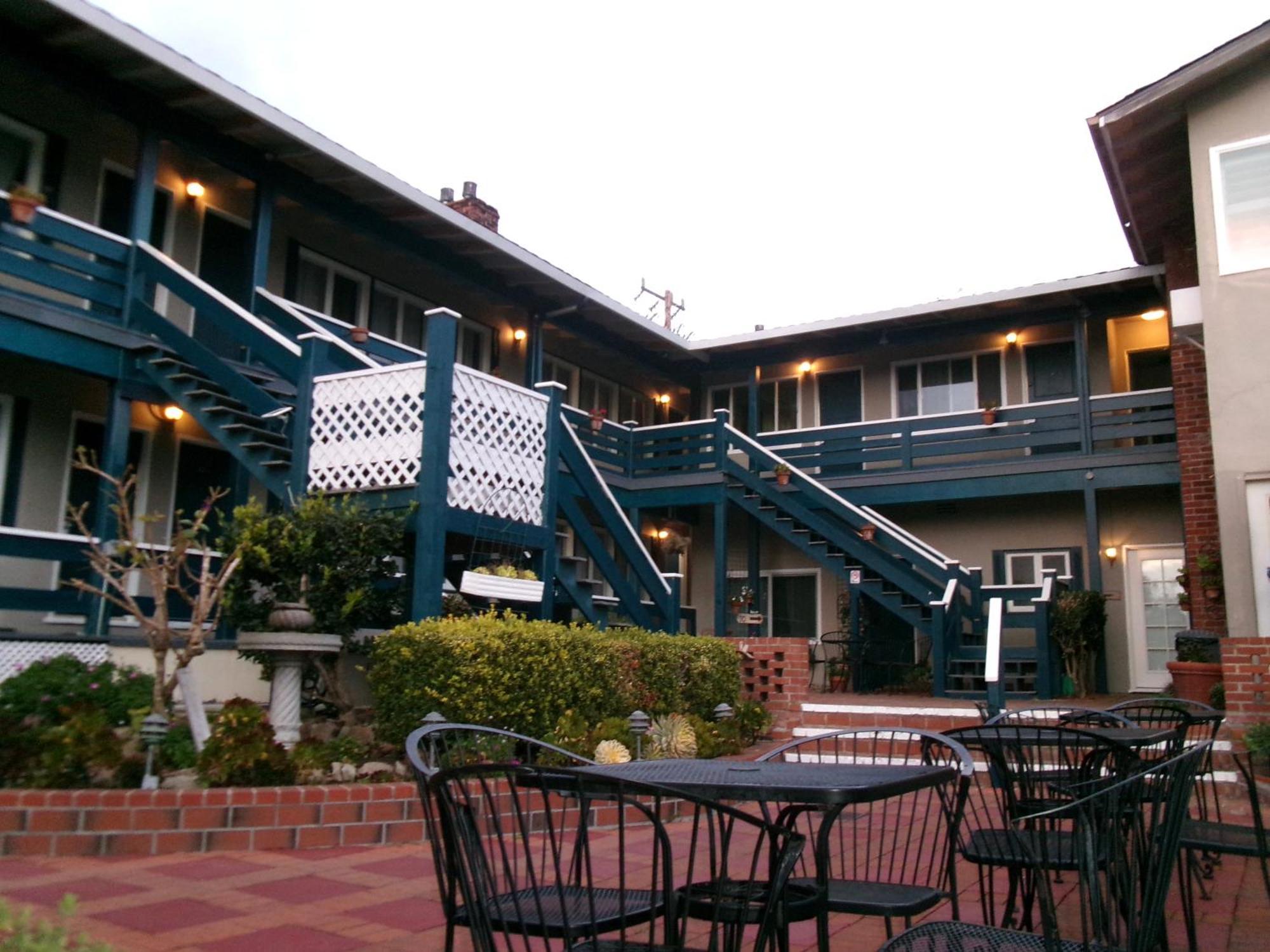 Motel Wayfarer 2*