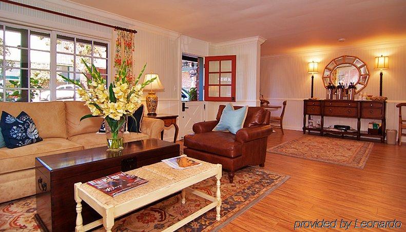 Inn Wayside 3*