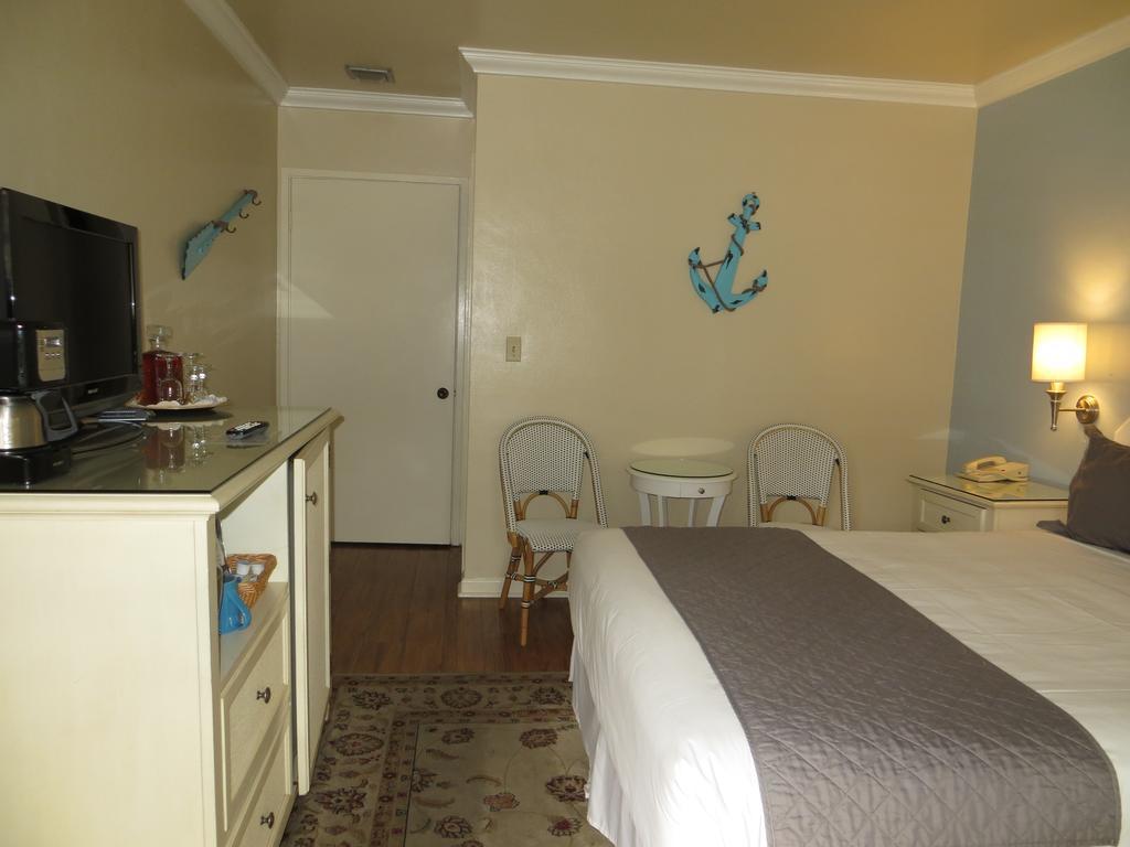 Inn Casa De 4*