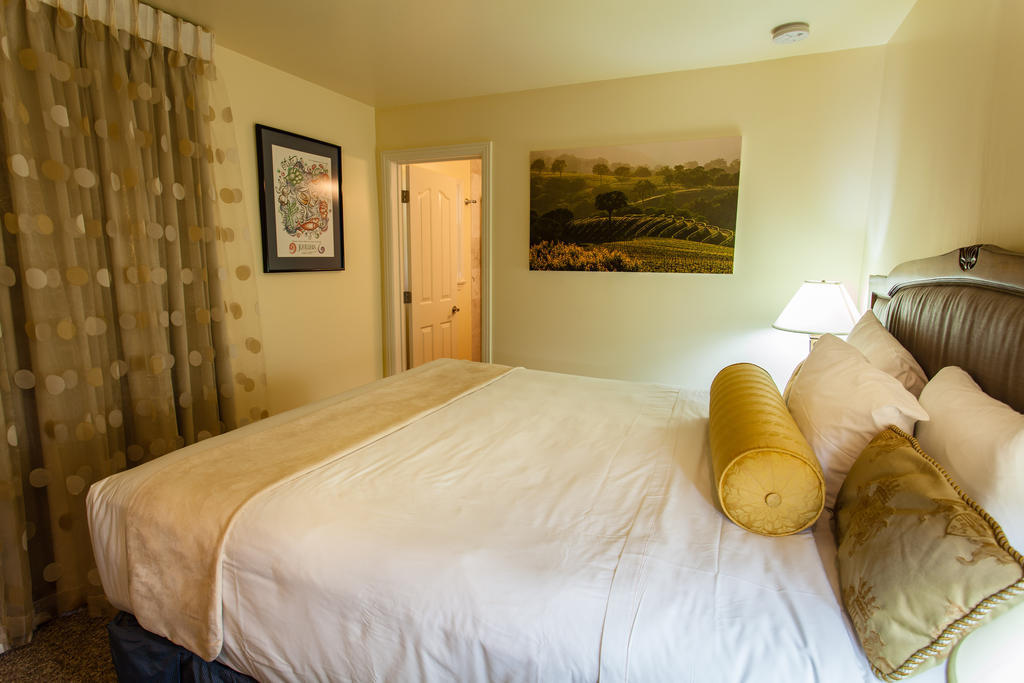 Inn The Vendange & Carmel-by-the-Sea