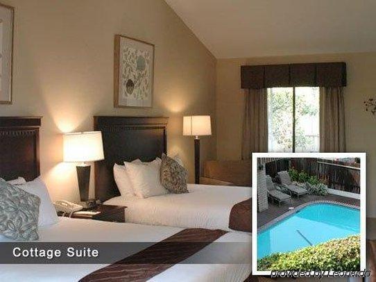Adobe Bed & Breakfast 4*