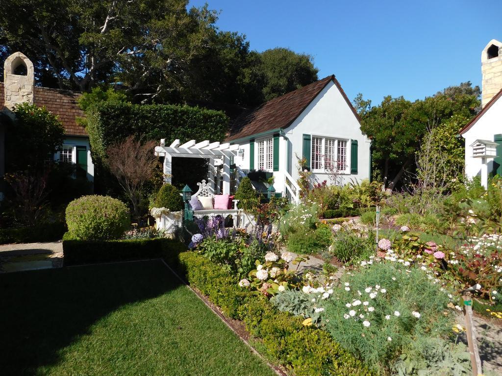 Lincoln Green Carmel-by-the-Sea