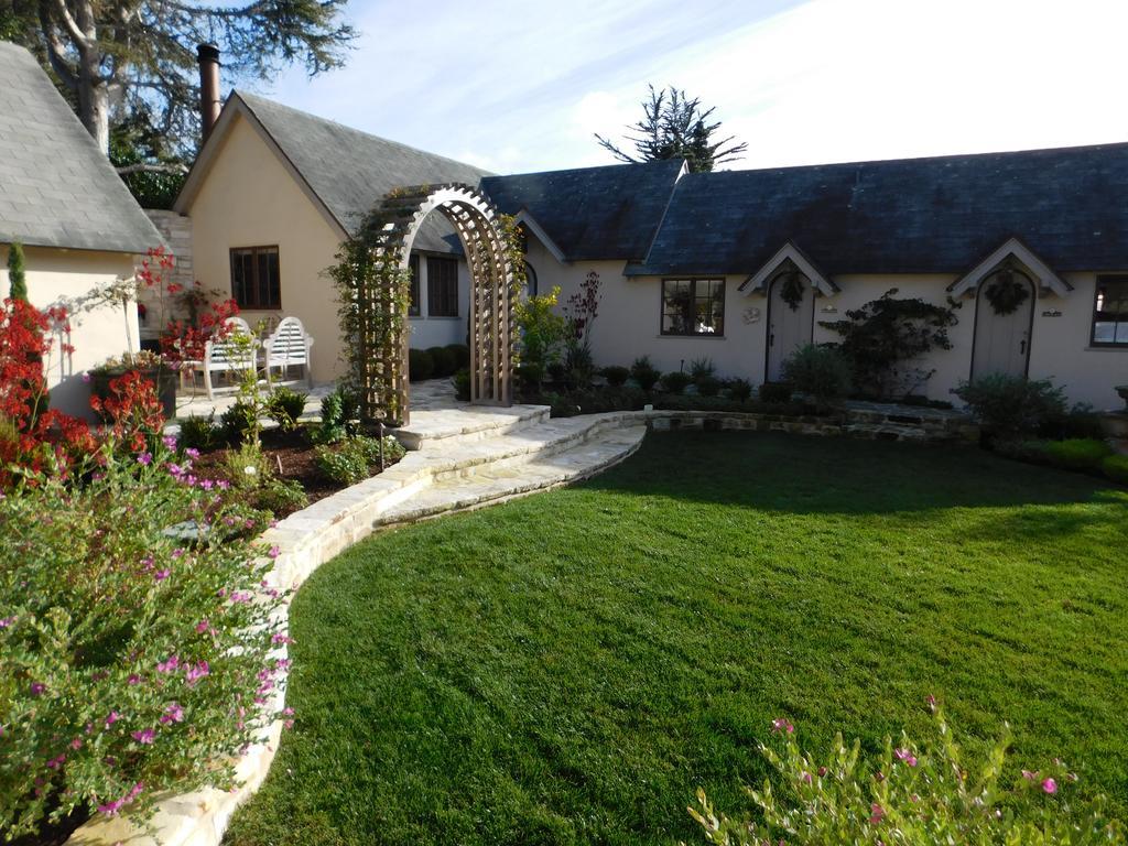 Bed & Breakfast Happy Landing Carmel-by-the-Sea