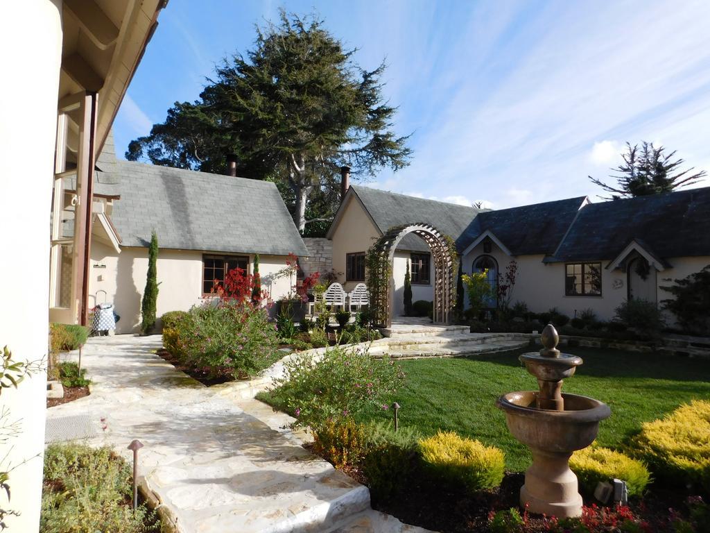 Happy Landing Bed & Breakfast Carmel-by-the-Sea
