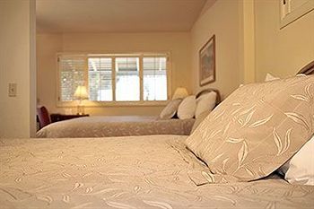Stilwell 4* Carmel-by-the-Sea