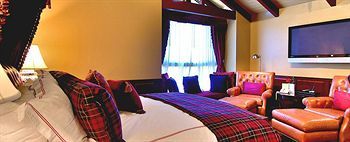 Carriage House Inn Carmel-by-the-Sea