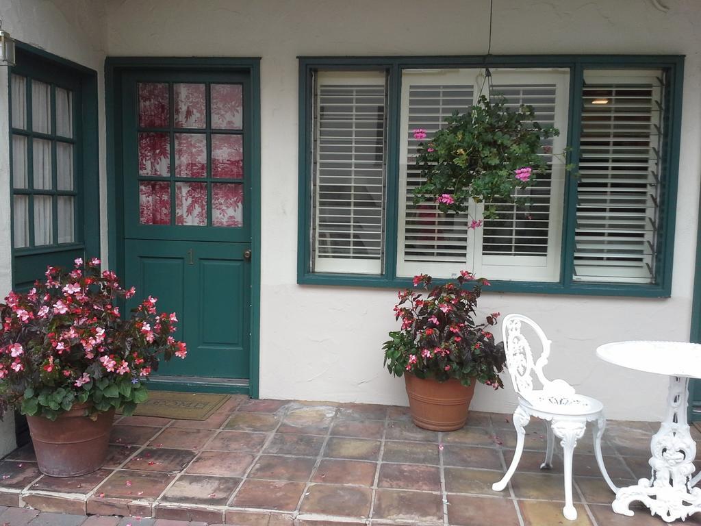 Casa De Inn