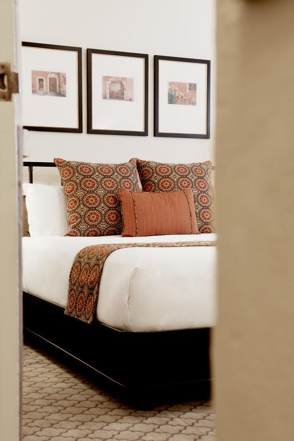 Inn Cypress 4*