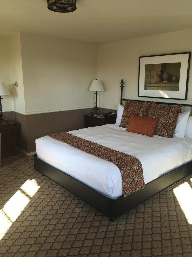 Inn Cypress 4*