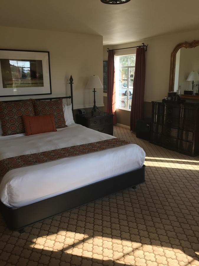 Cypress Inn