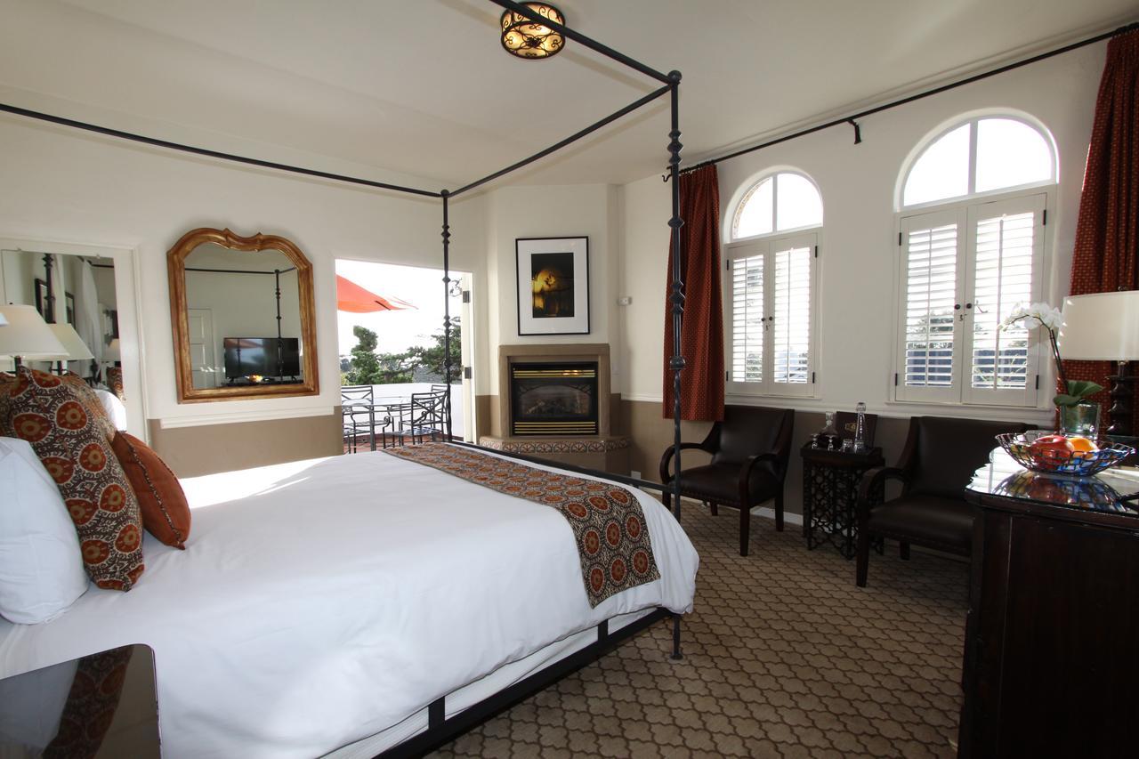 Cypress Inn