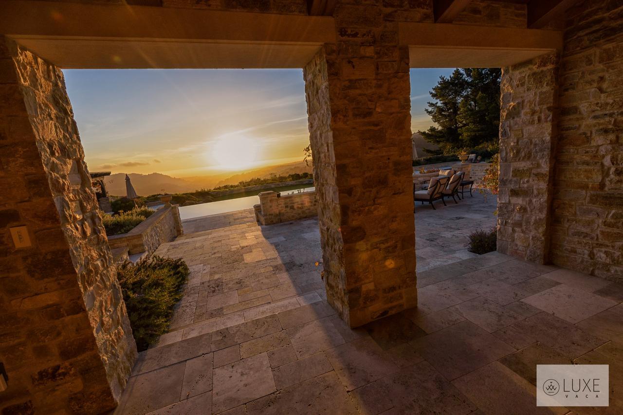 Chateau De Renaitre Villa Carmel-by-the-Sea