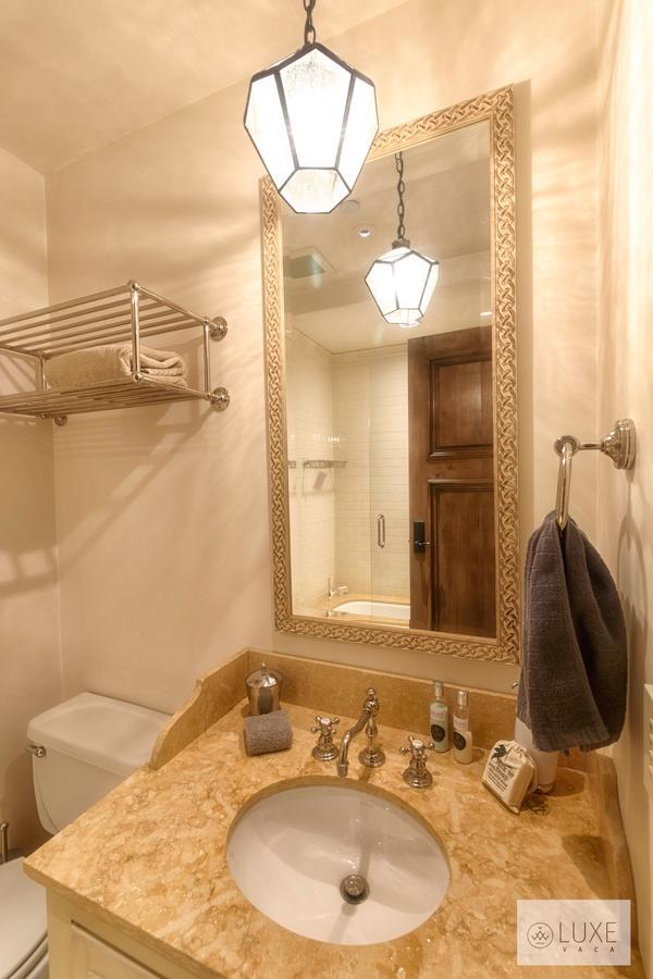 Villa Chateau De Renaitre Carmel-by-the-Sea