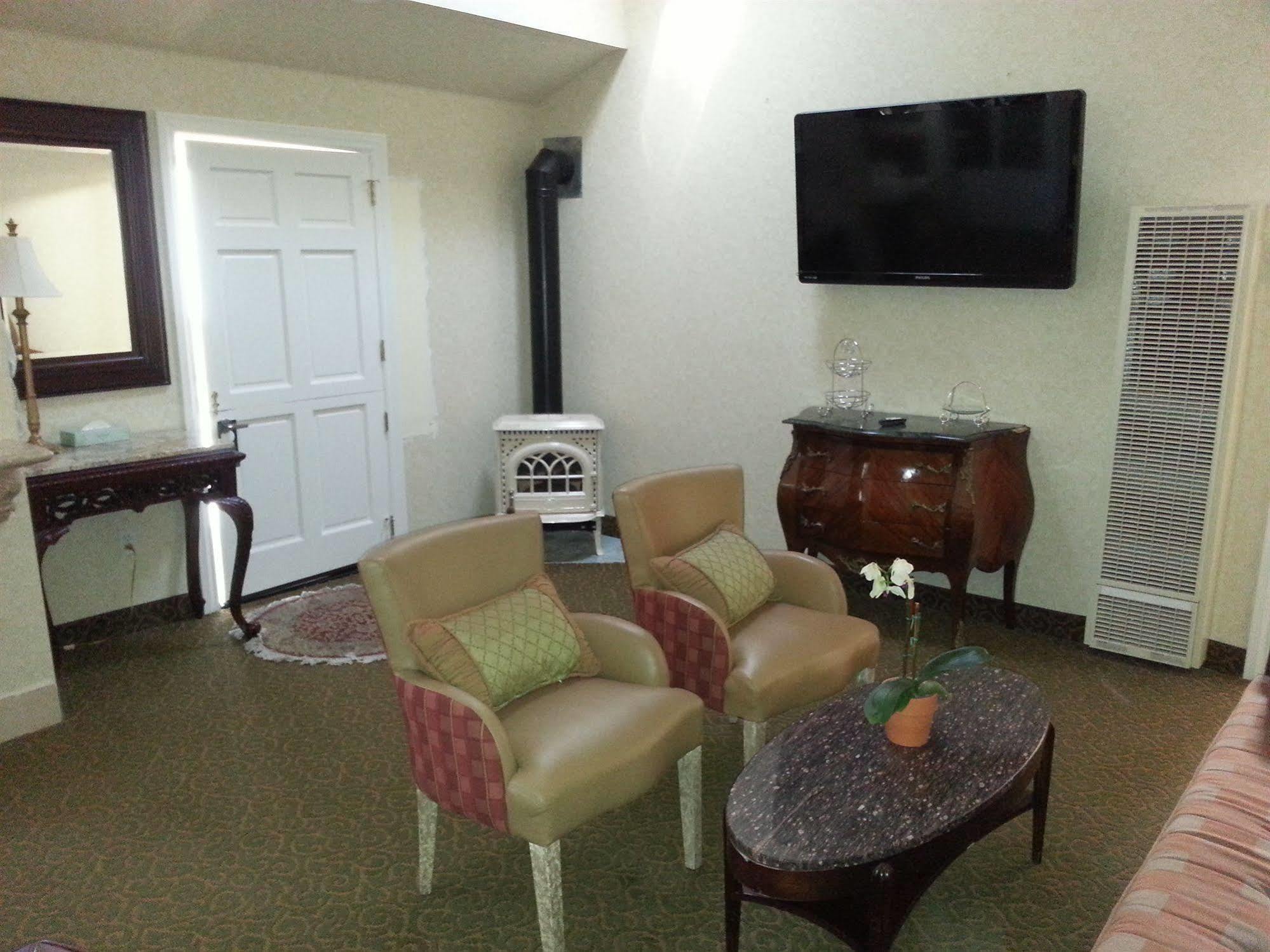 The Vendange & 3* Carmel-by-the-Sea