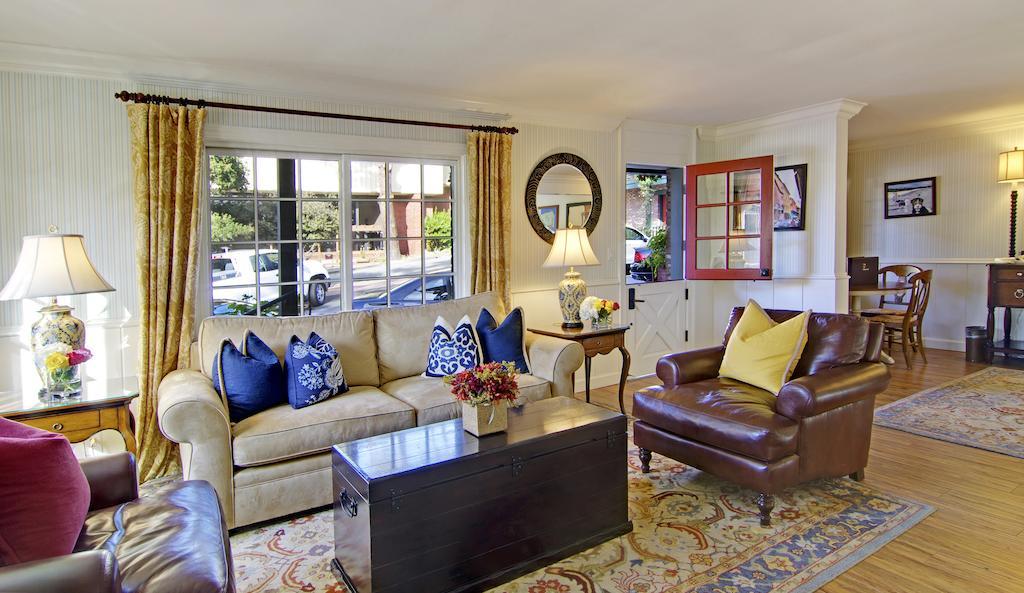 Inn Wayside