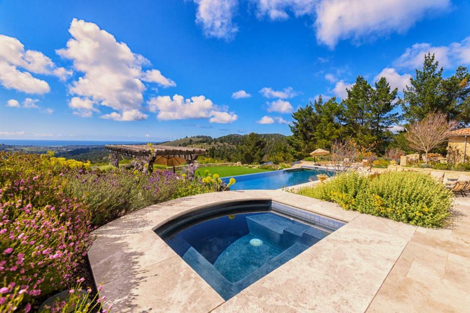 Lx1: Chateau D' Renaitre - Luxury * Carmel-by-the-Sea