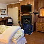 Carmel Garden Inn