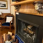 Carmel Garden Inn