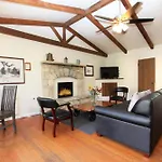 Forest Lodge