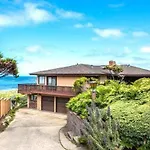 Lx5 Ocean Front Villa With Hot Tub And Pool Table