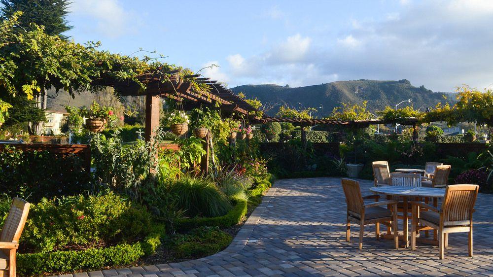 Mission Carmel-by-the-Sea