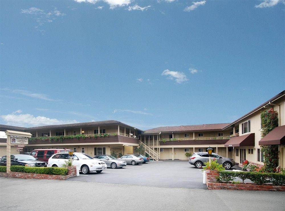 Western Carmel's Town House Hotel Carmel-by-the-Sea