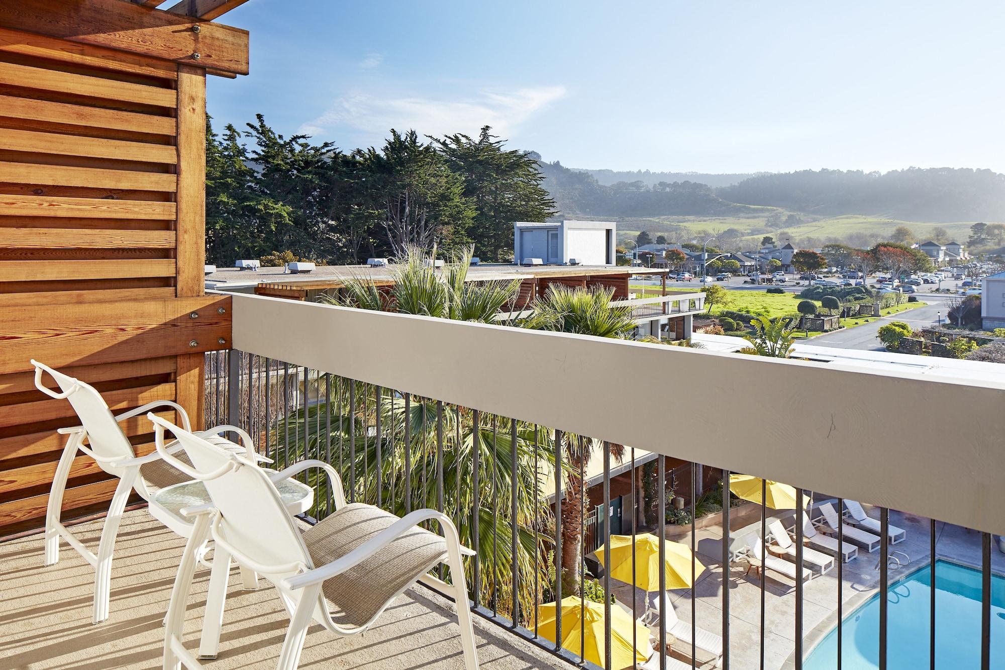 Mission 3* Carmel-by-the-Sea