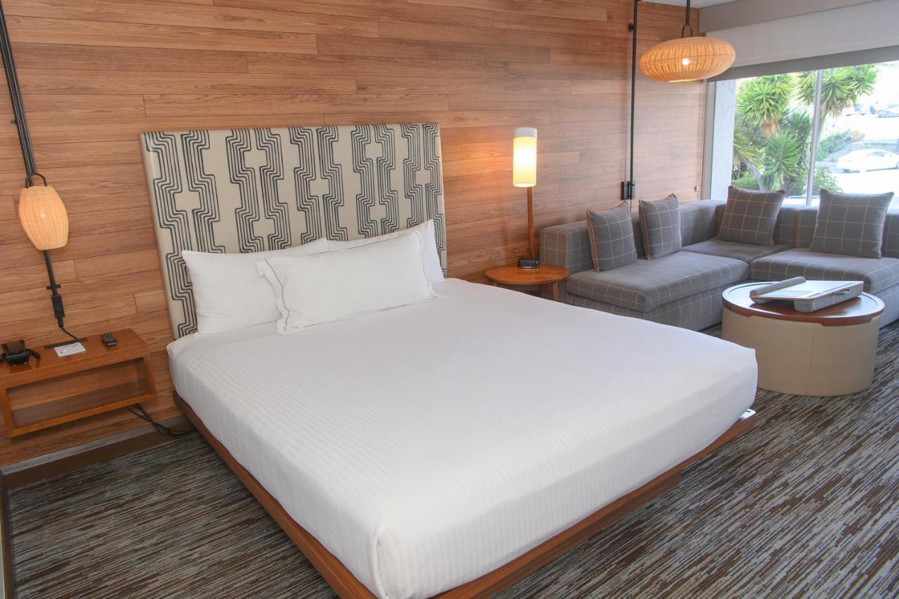 Mission Hotel 3*