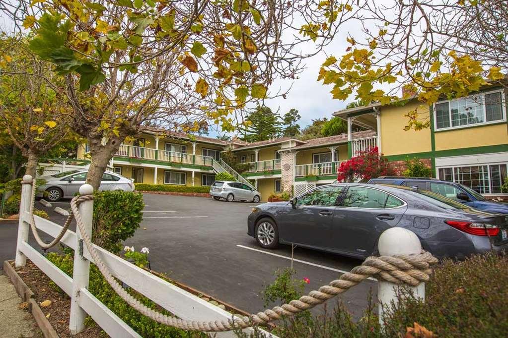 & 3* Carmel-by-the-Sea