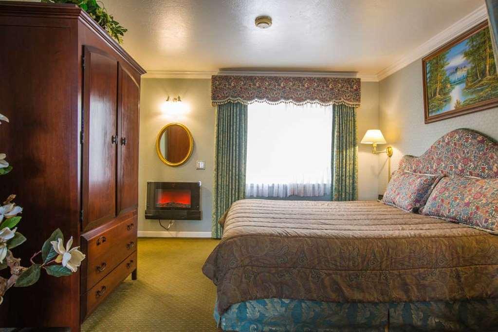 Motel &