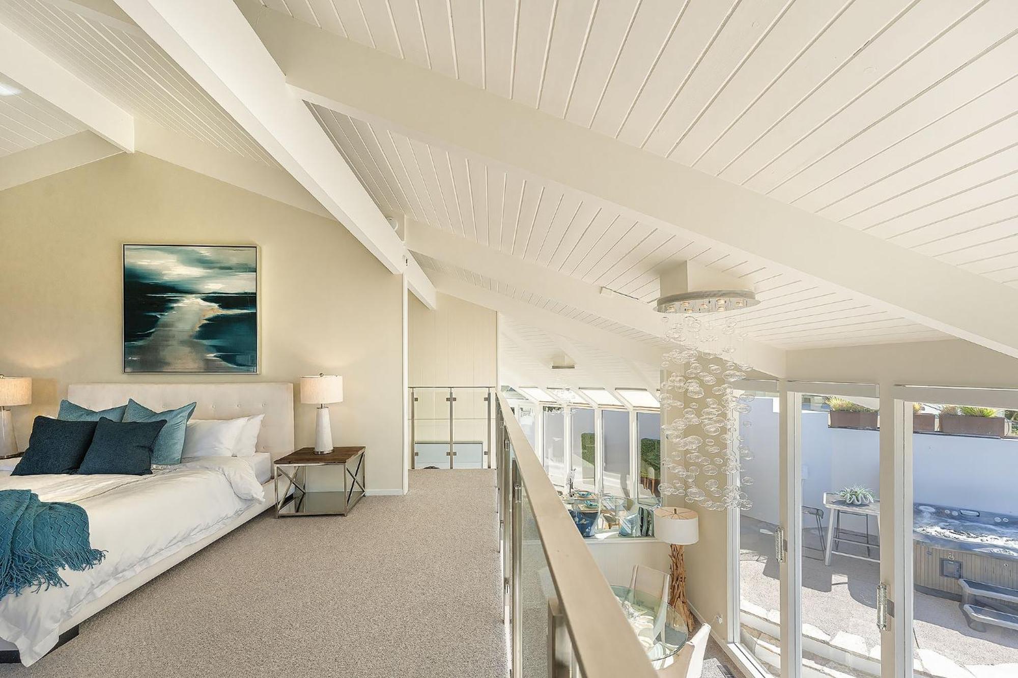 3911 Point Lobos View Holiday home *