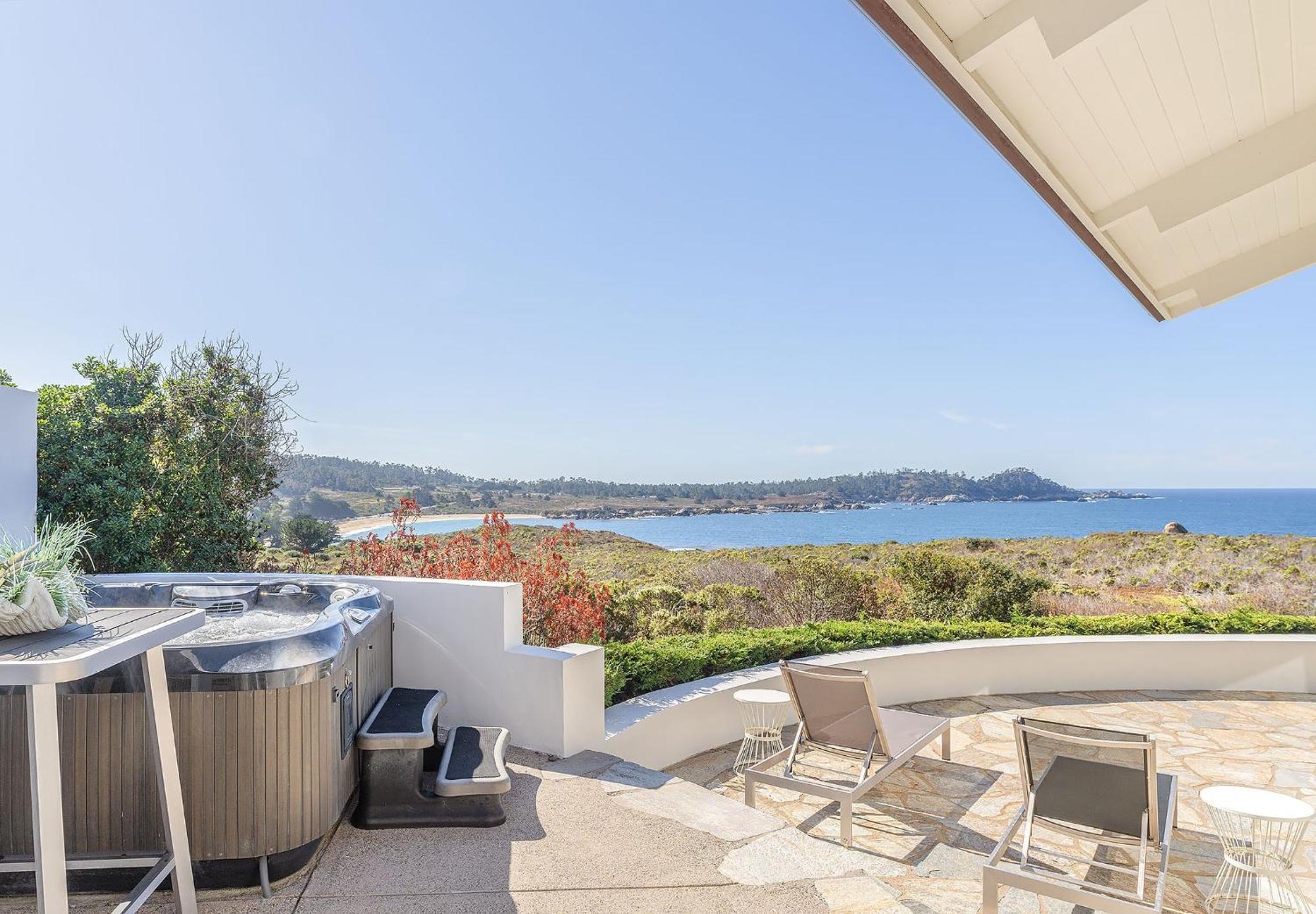 3911 Point Lobos View Holiday home
