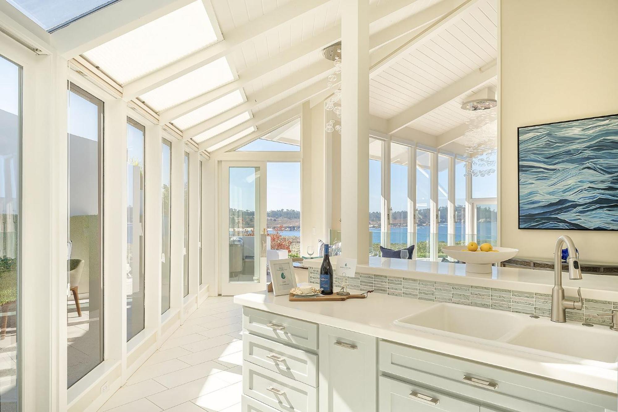 3911 Point Lobos View Holiday home
