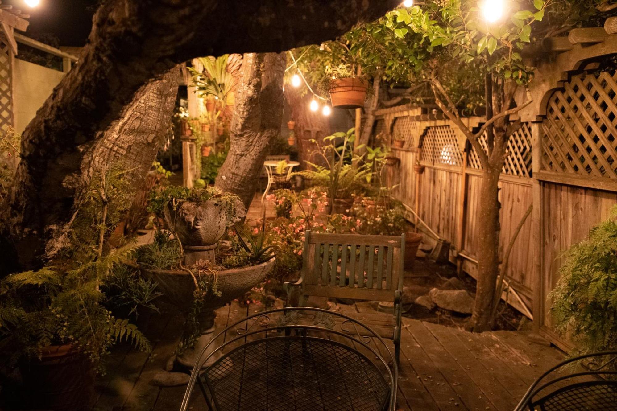Garden Bed & Breakfast Carmel-by-the-Sea