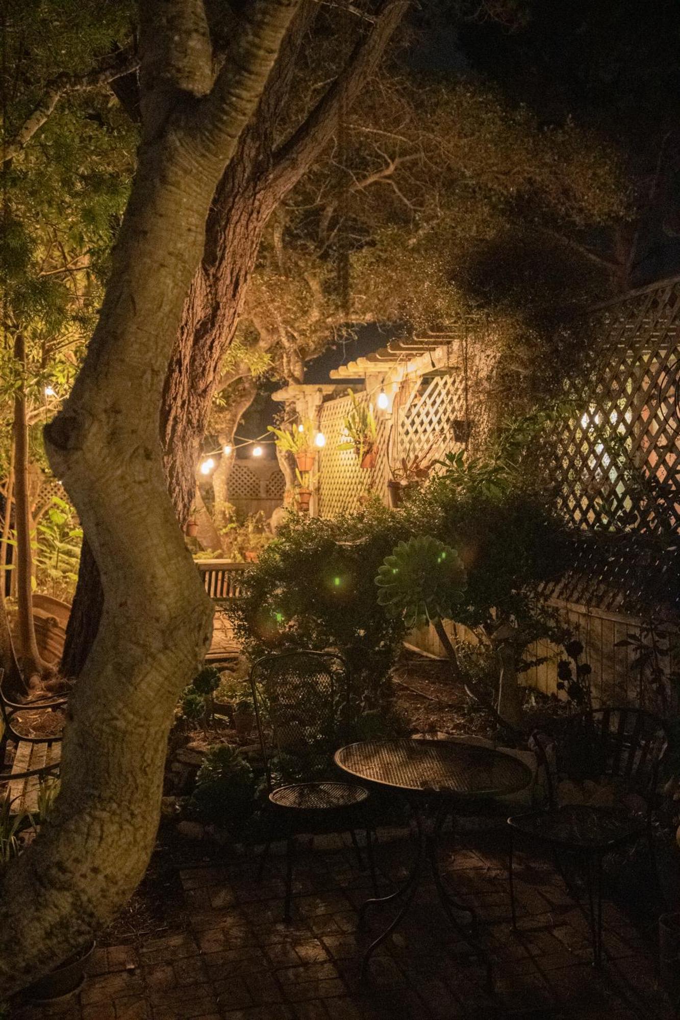 Bed & Breakfast Garden Carmel-by-the-Sea